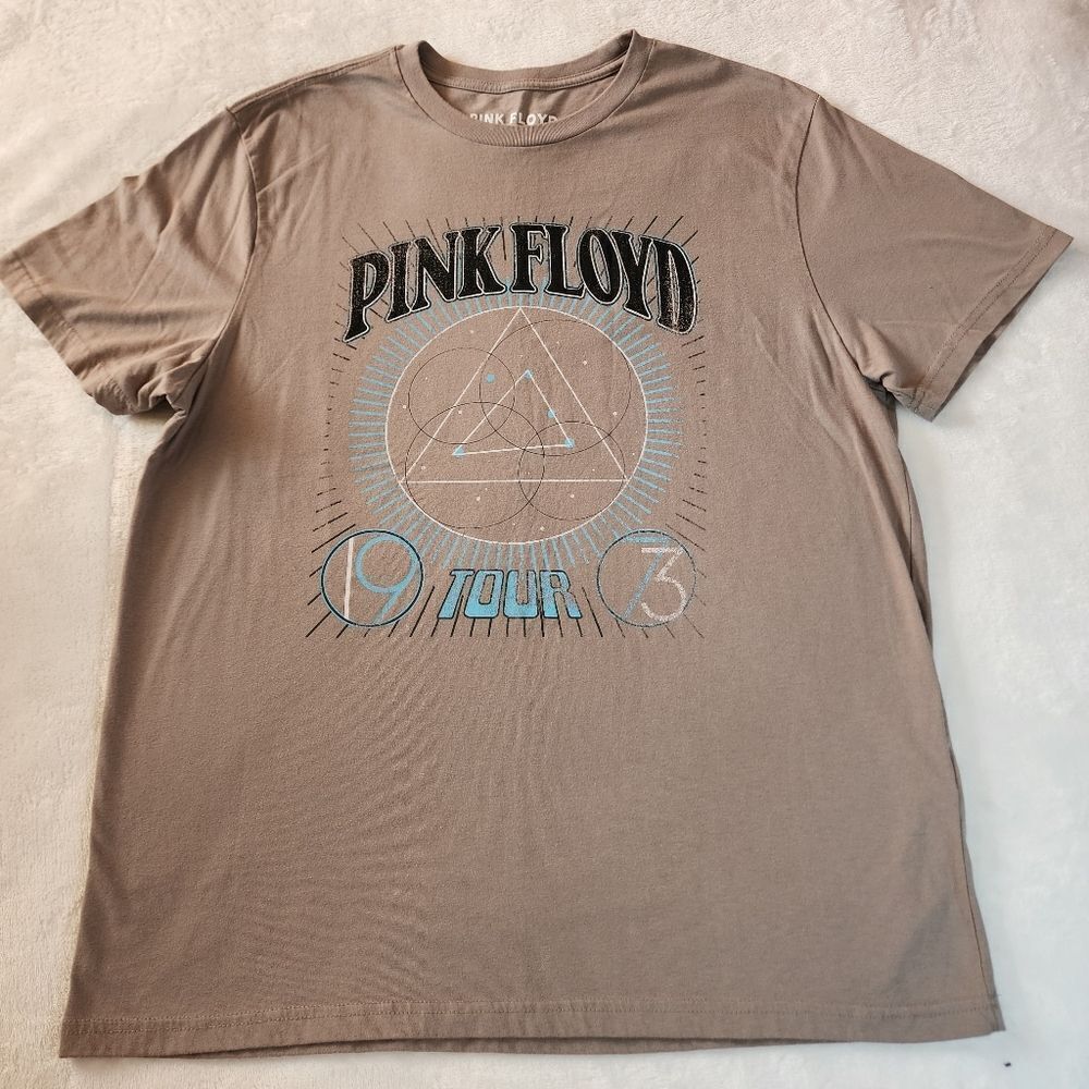 Pink Floyd 1973 Tour Tan Tshirt With Graphic Size Large